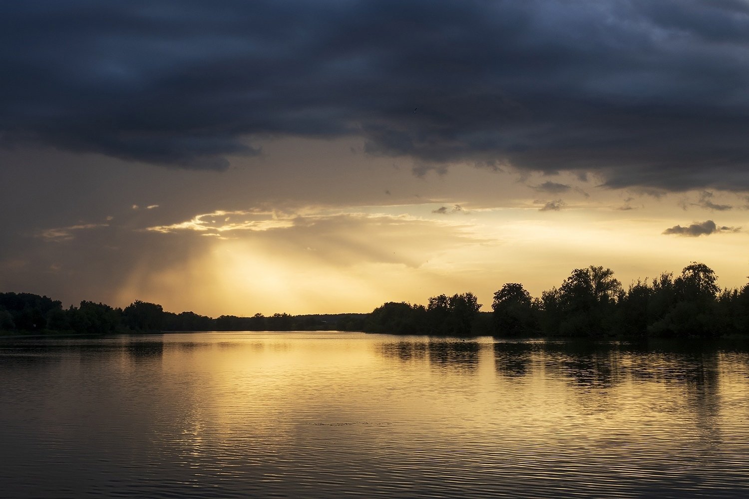 Перелом погоды на Москве-реке