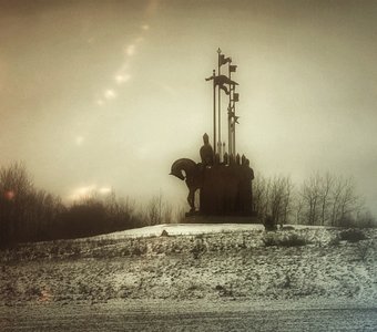 Монумент "Ледовое побоище" на горе Соколихв. Псков