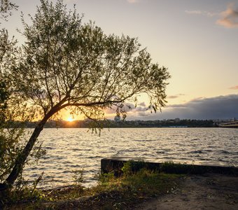 Закат после ненастного дня