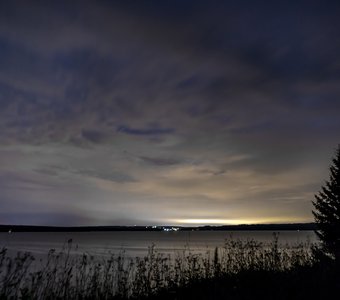 Ночь на озере