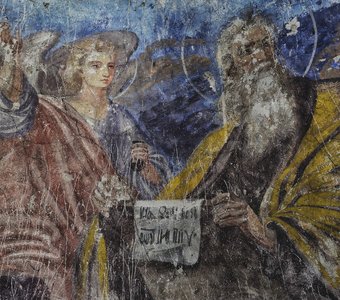 Фрагмент фресок в парусах  в церкви Георгия со Взвоза. Евангелист Матфей