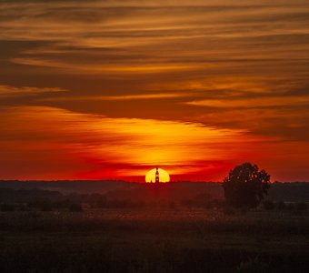Колокольня Ионанно-Богословского монастыря