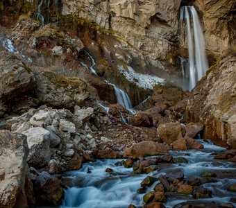 Водопад Султан: порождение древней реки Сылтран-Су