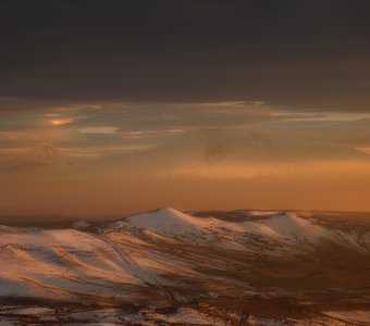 Закатная феерия с видом на Арарат. 3