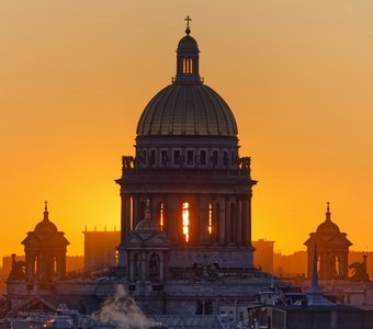 Петербургские восходы, март