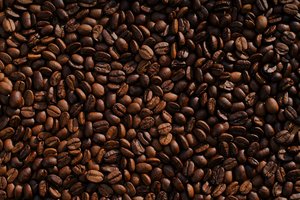 Cколько чашек кофе можно пить в день? Отвечает врач