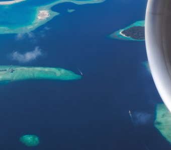Мальдивские атоллы с воздуха