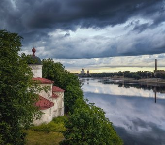 Перед грозой.