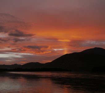 Индигирка на закате