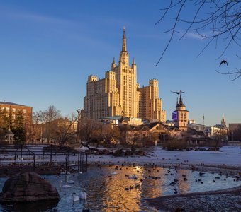 Вид из зоопарка. Москва