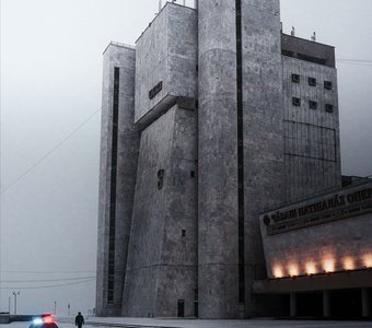 Брутальная архитектура театра оперы и балета в Чебоксарах.