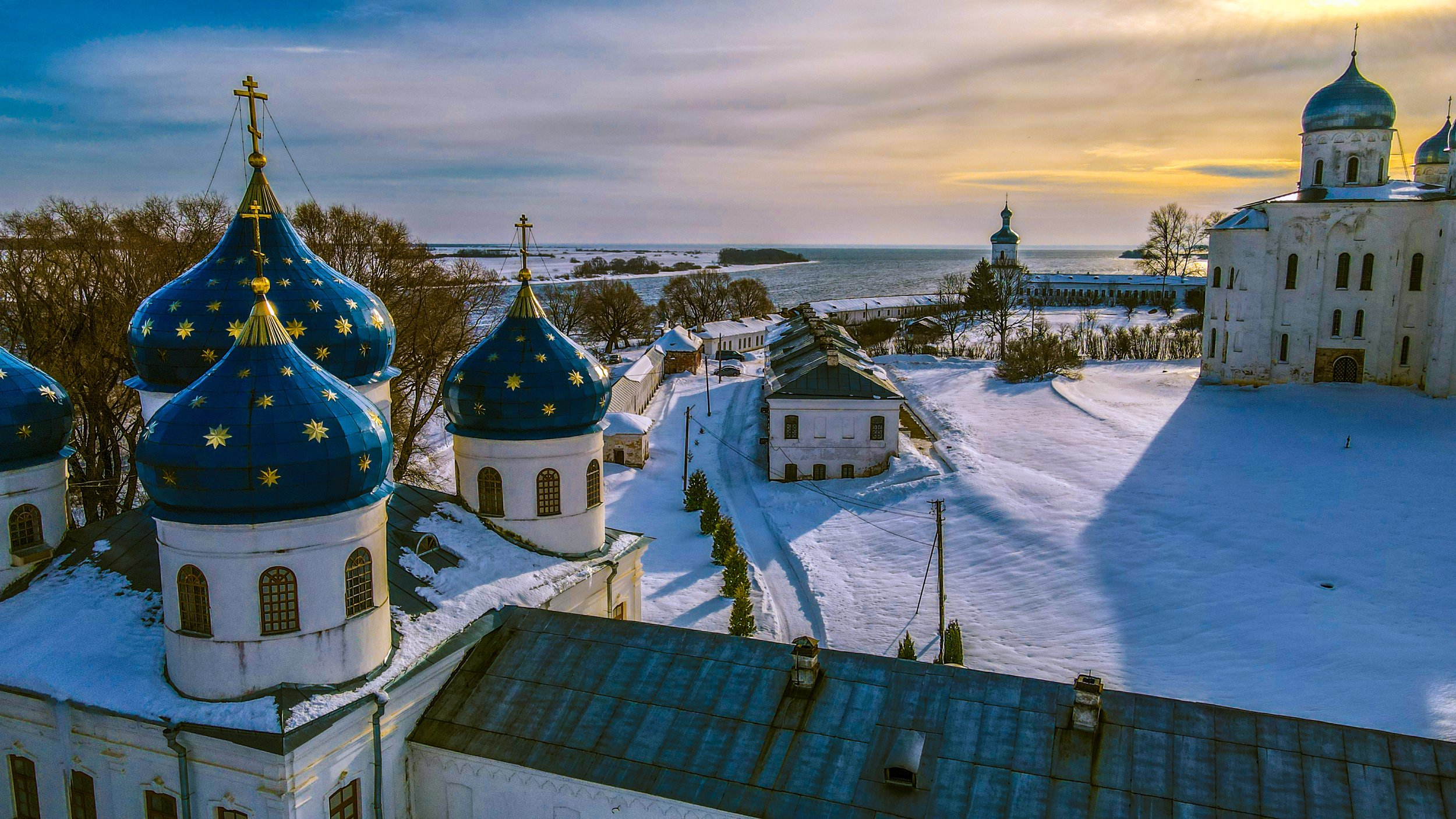 Кириллов монастырь Великий Новгород вид сверху