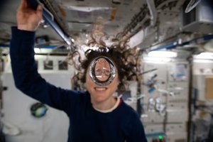 NASA удалось сделать чистую воду из мочи и пота астронавтов