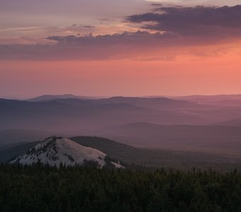 Закат на Зюраткуле