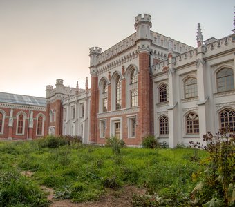 Императорская конюшня в Петергофе