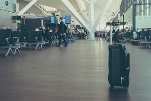 Как уберечь багаж от потери в аэропорту?