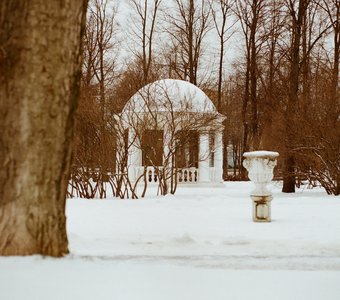Ротонда в Екатерининском парке. Москва
