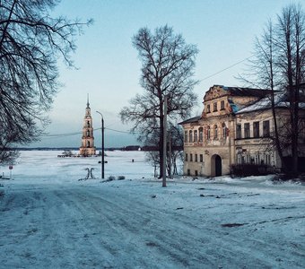 Колокольня Николаевского собора. Калязин