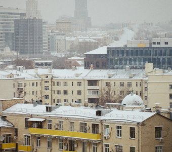 Вид на 4-й Сыромятнический переулок. Москва