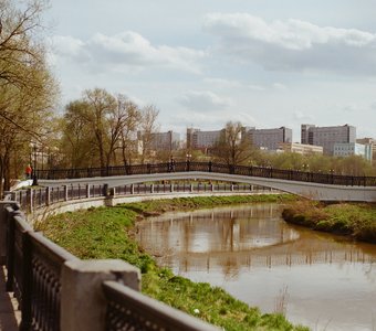 Яуза в окрестностях Ростокинского акведука. Москва