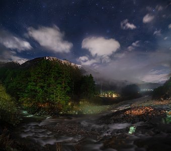 Ночь в горах Северной Осетии