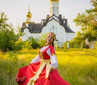 Гордая славянка