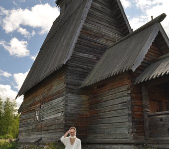 "На окраине"