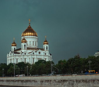 Храм Христа Спасителя