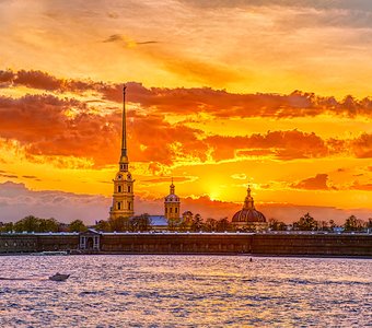 Золотая красота Петербурга