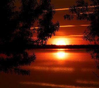 Закат на Кулундинском озере. Алтайский край