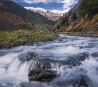 Горная река. Дагестан.
