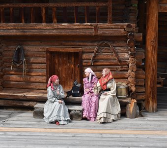 Летние посиделки.