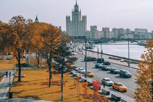 9 красивых набережных Москвы и чем там заняться