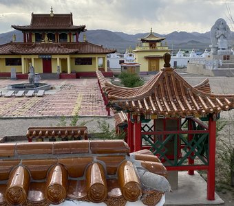 Монастырь в Монгольском Ховде