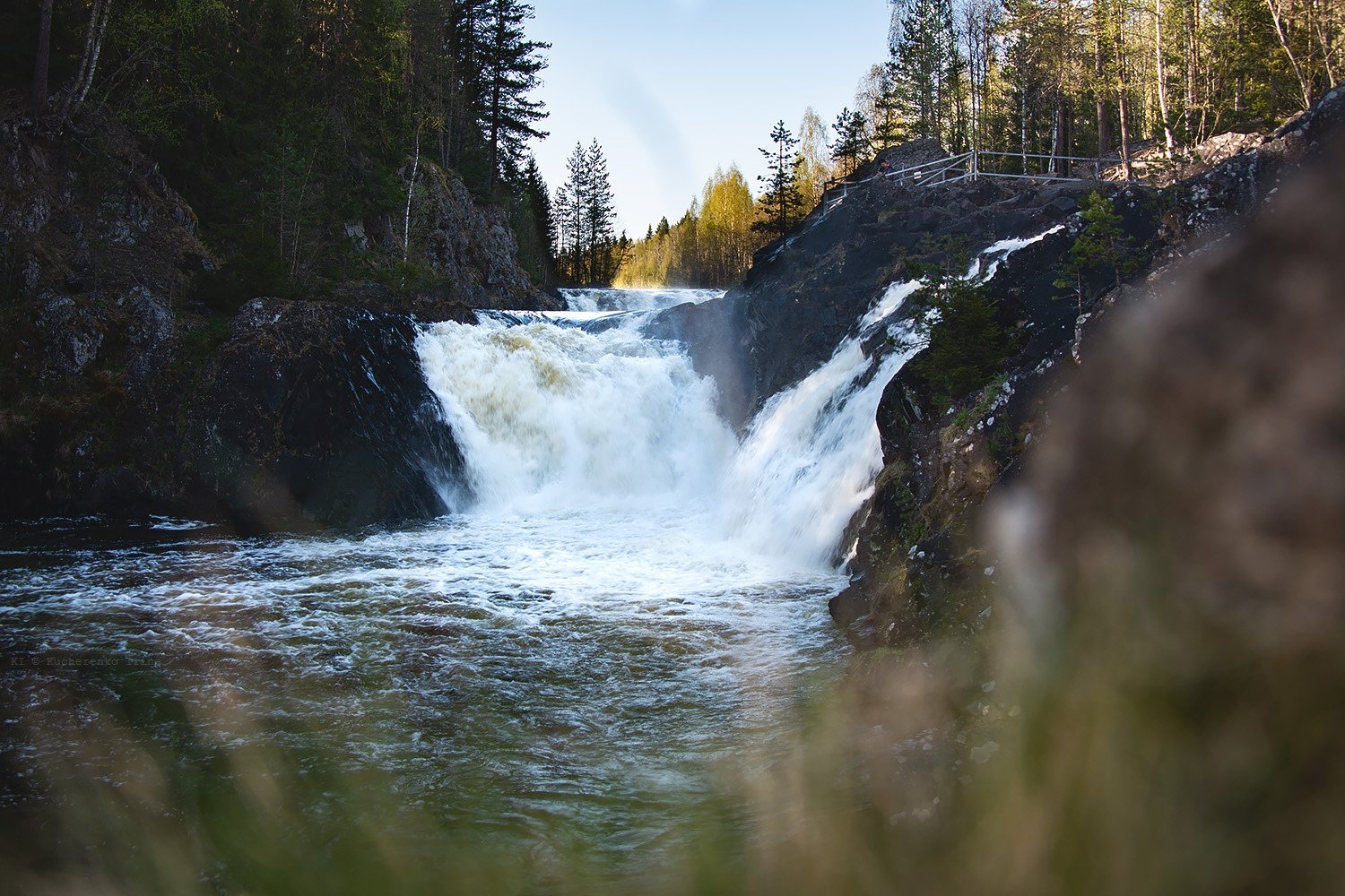 Алмазный водопад Кивач