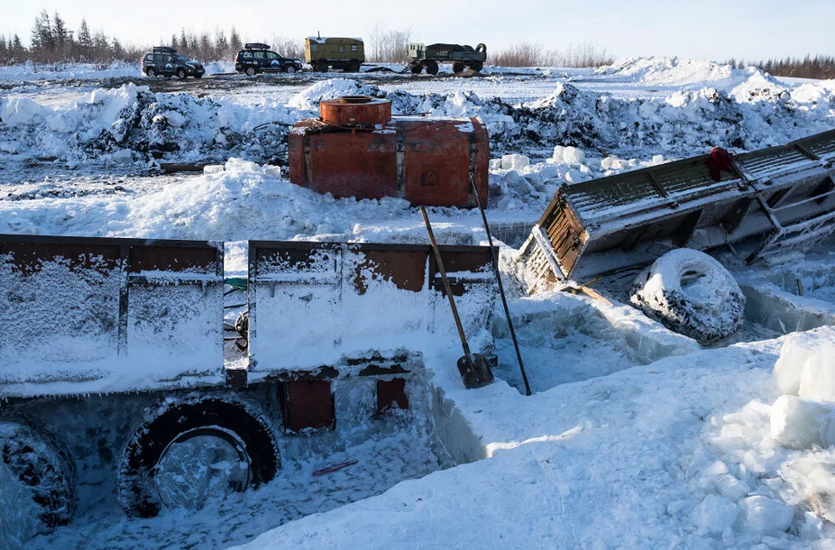 Суровая жизнь водителей-дальнобойщиков на Крайнем Севере