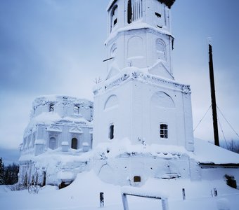 Белый храм