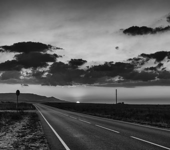 Дорога и закат