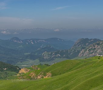 Утро на перевале Гумбаши