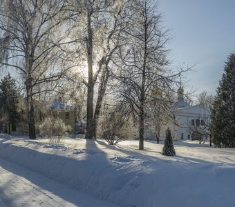 Солнечный день в Борисоглебском монастыре