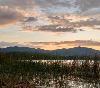 Горное озеро