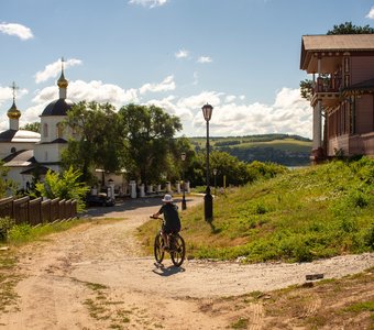 На граде-острове Свияжск...