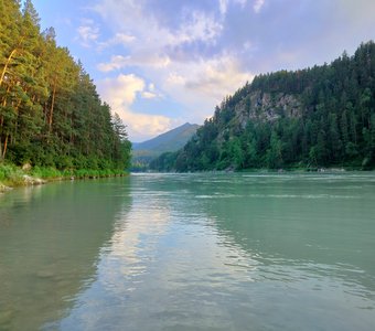 Закат на реке Катунь