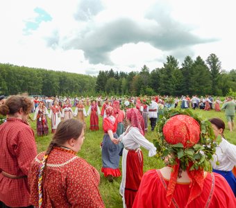 Как на Троицу