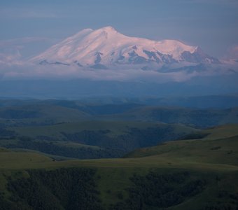 Парящий в облаках