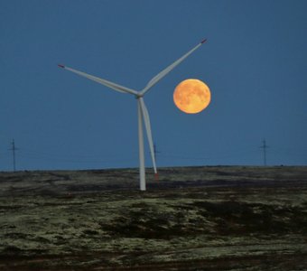 Суперлуние на Кольской ВЭС