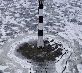 Задний Створный маяк Санкт-Петербургского морского канала