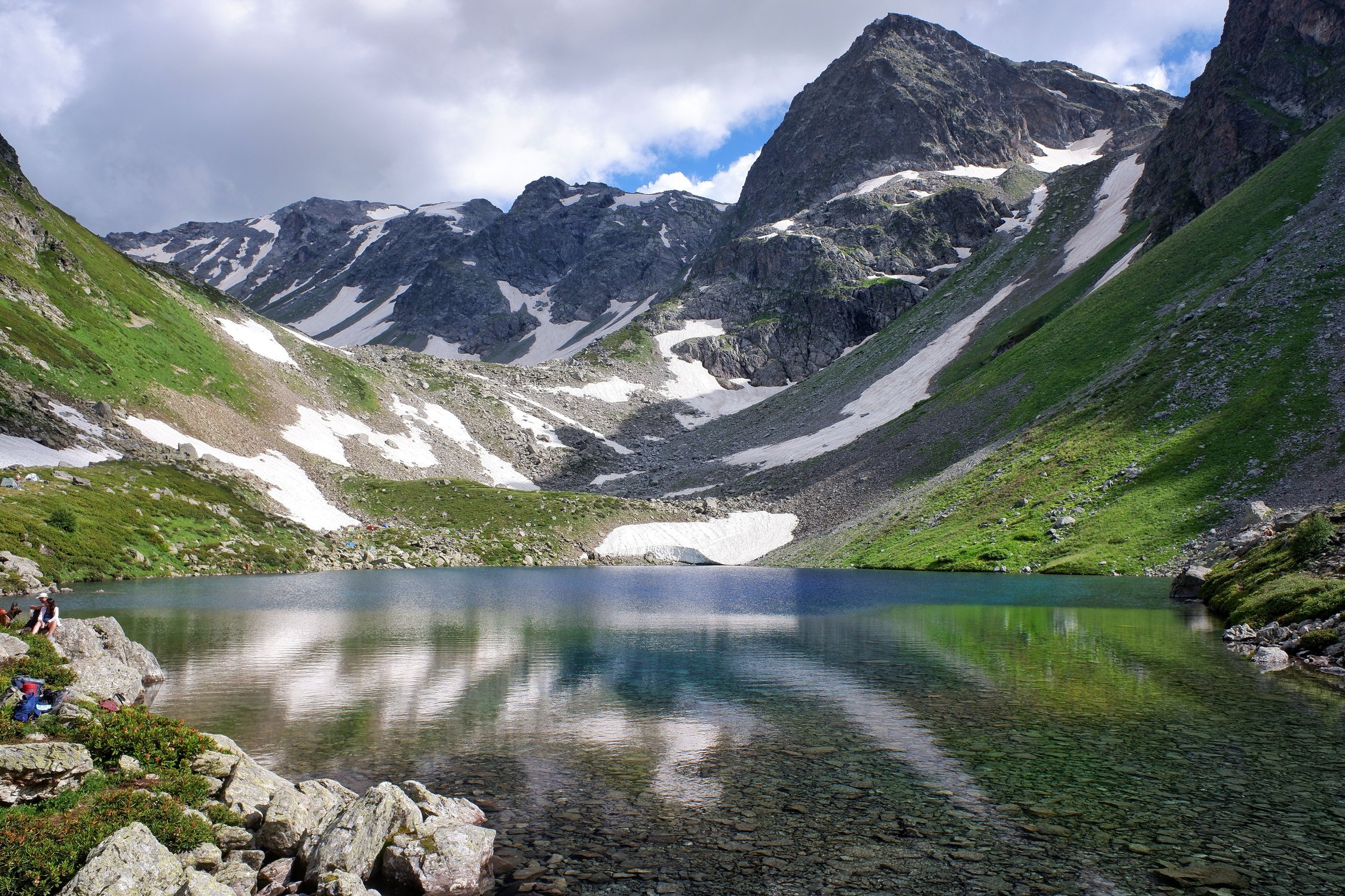 Скальный цирк отрогов хребта Аркасара
