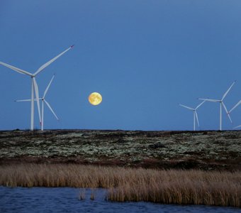 Суперлуние на Кольской ВЭС