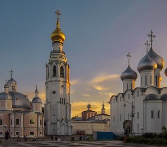 Вологодский кремль на закате